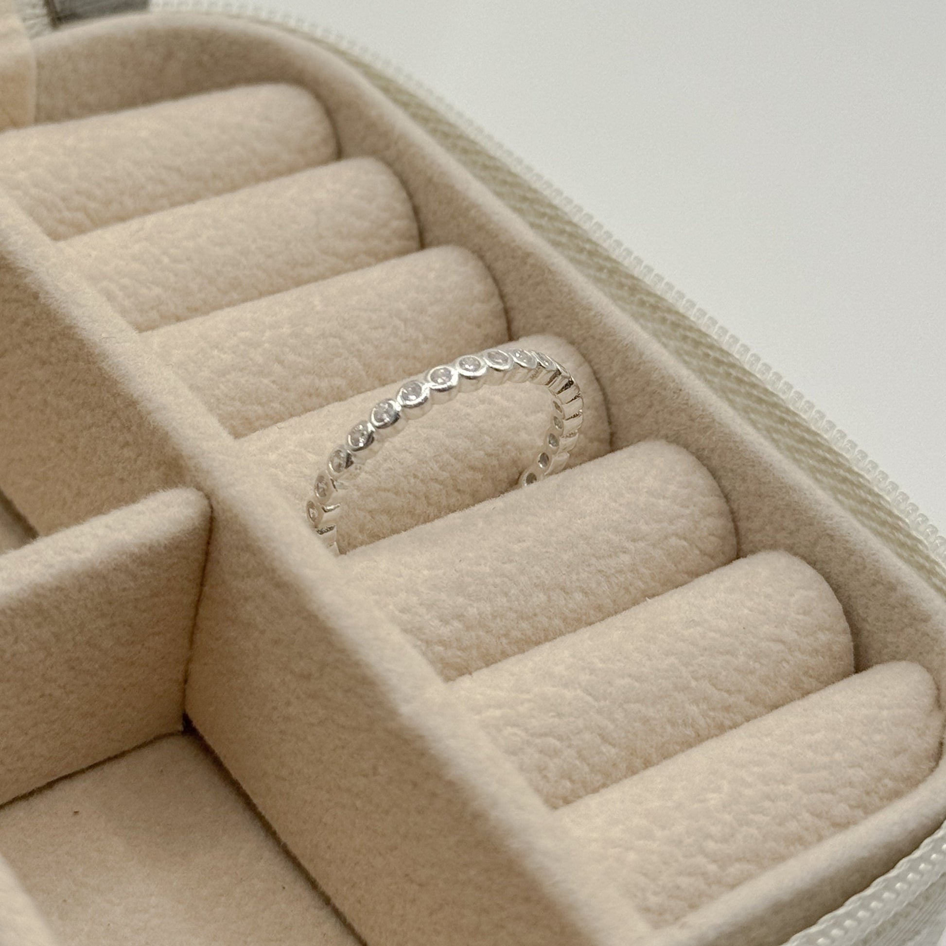 Anel Pedras Zircônia Annavi