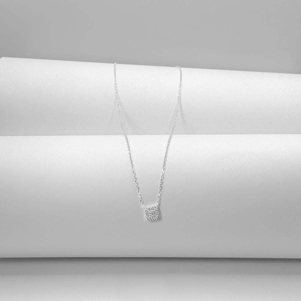 Colar Quadrado Cravejado Annavi