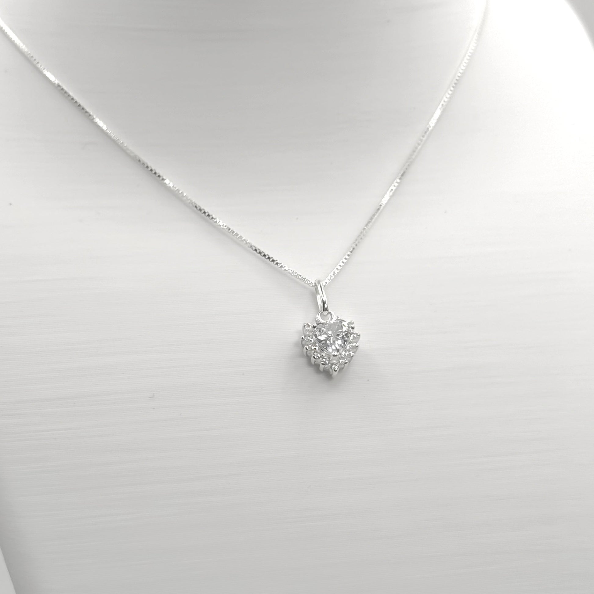 Kit Colar e Brinco Coração Annavi