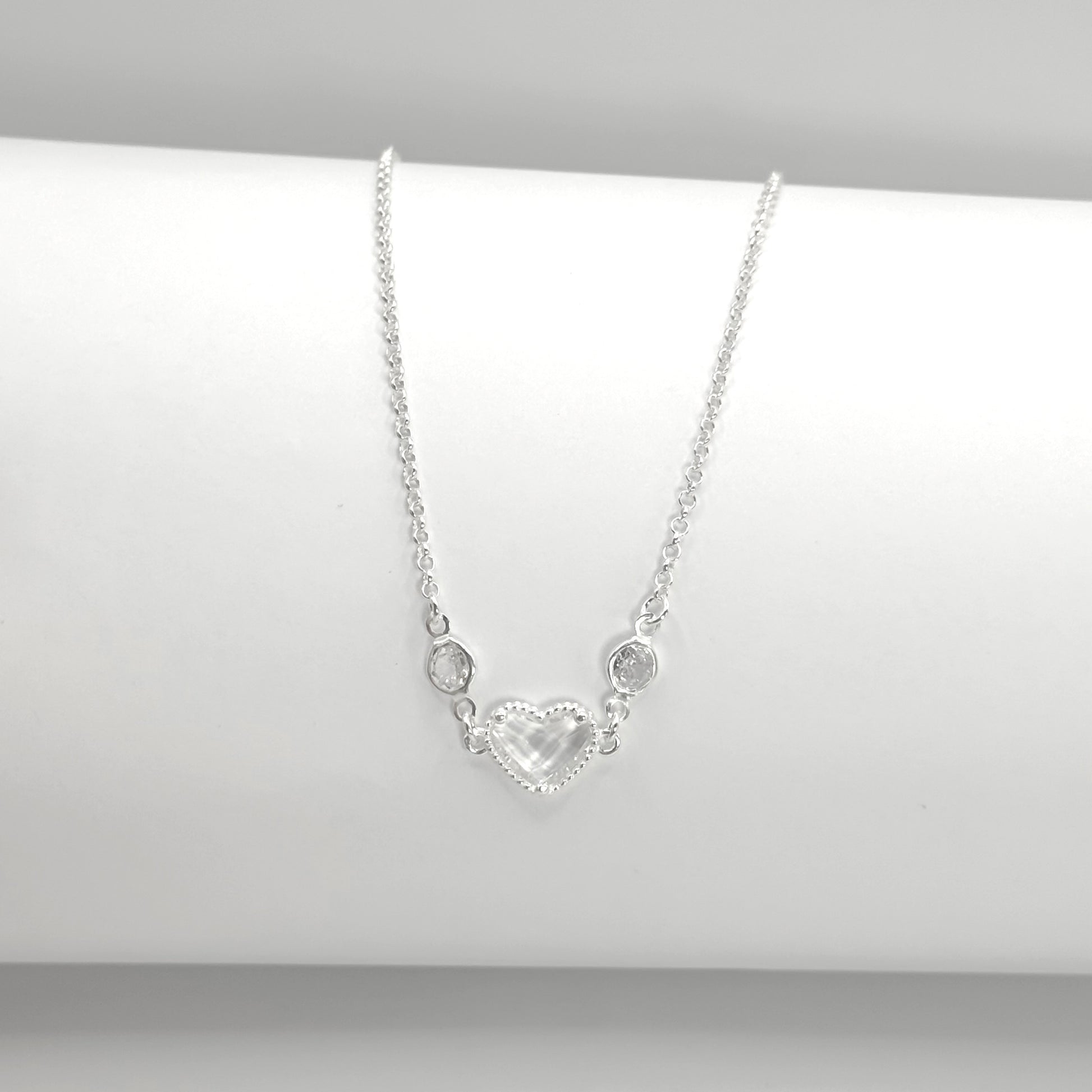 Chocker Coração e Cristais de Zircônia Annavi