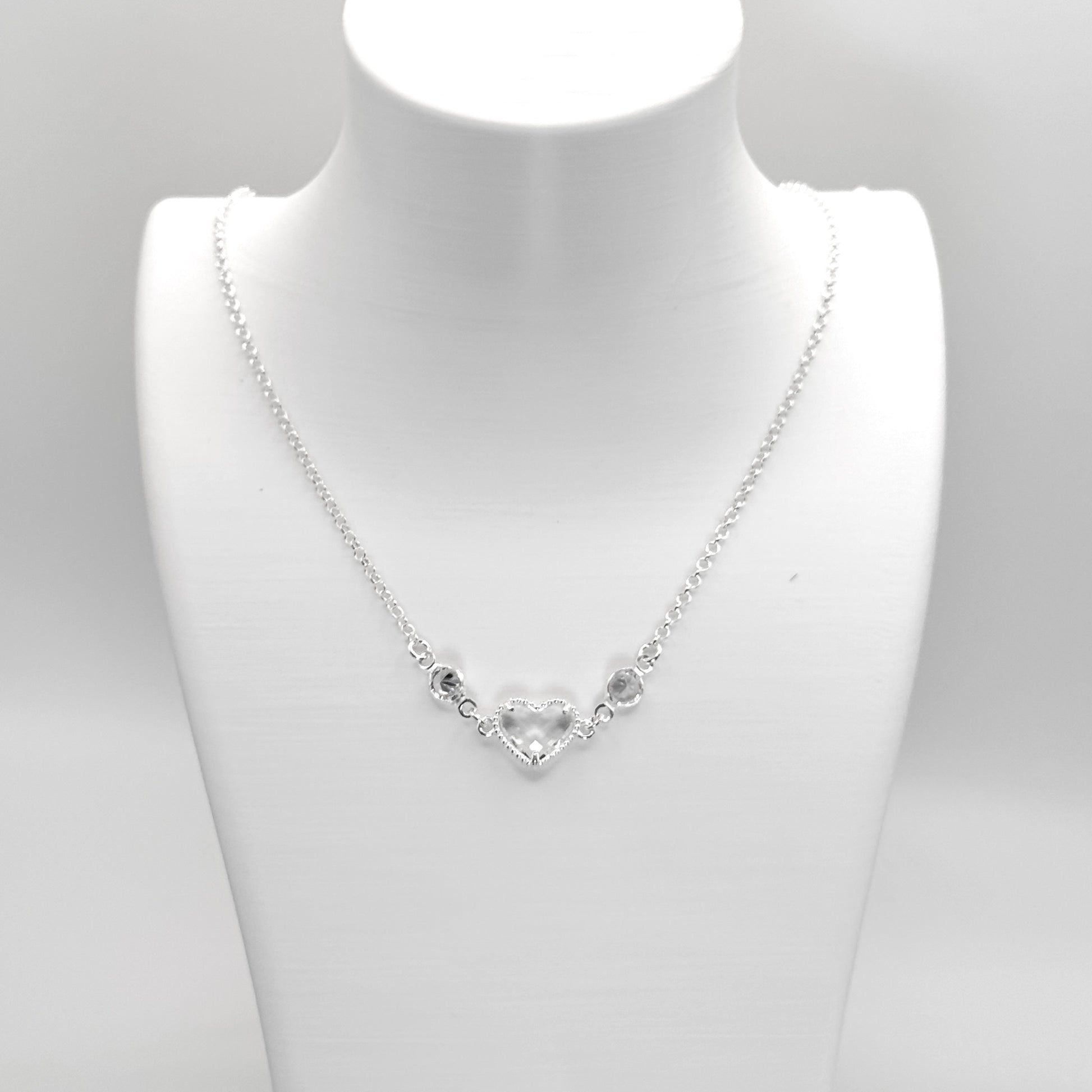 Chocker Coração e Cristais de Zircônia Annavi