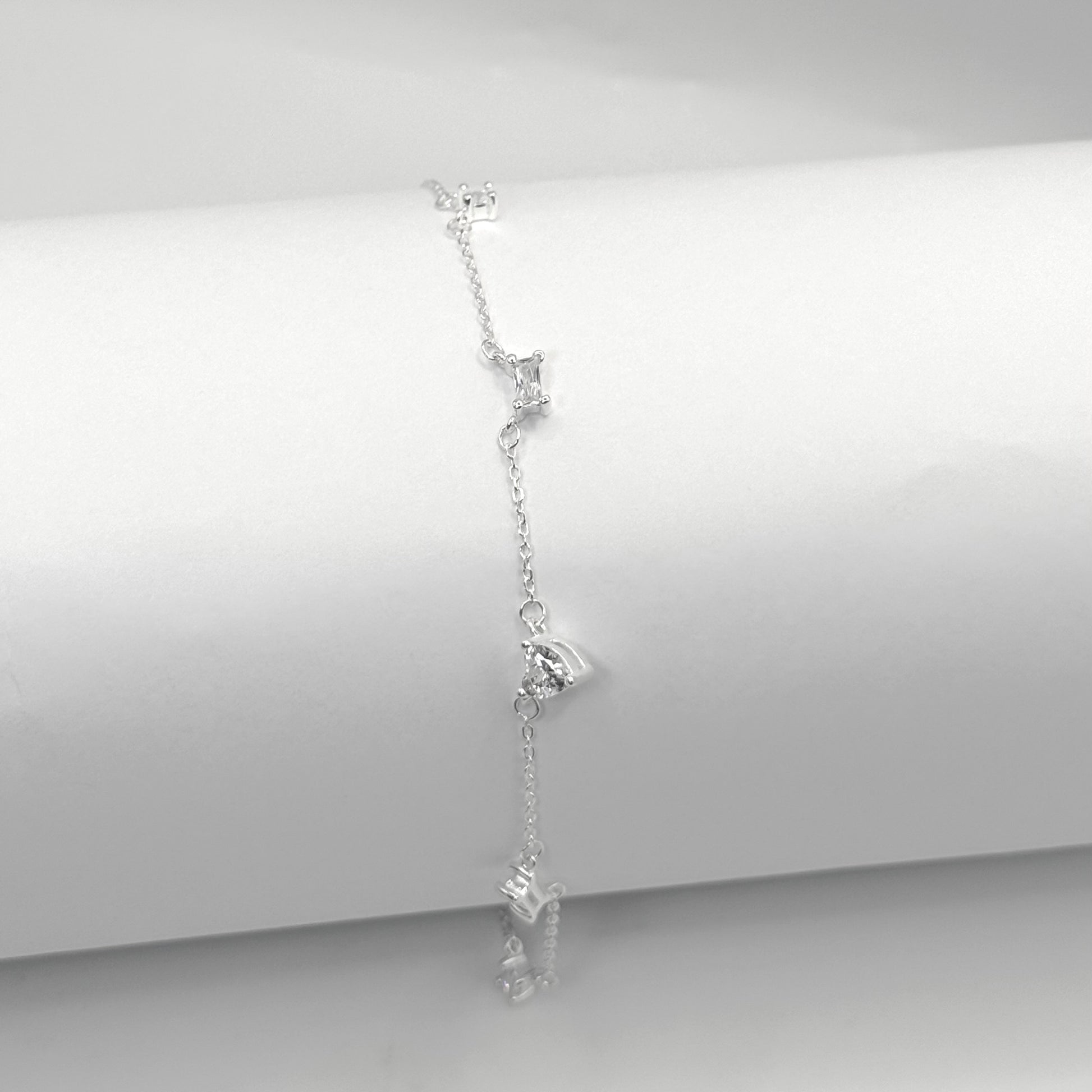 Tornozeleira Coração Zircônia Annavi