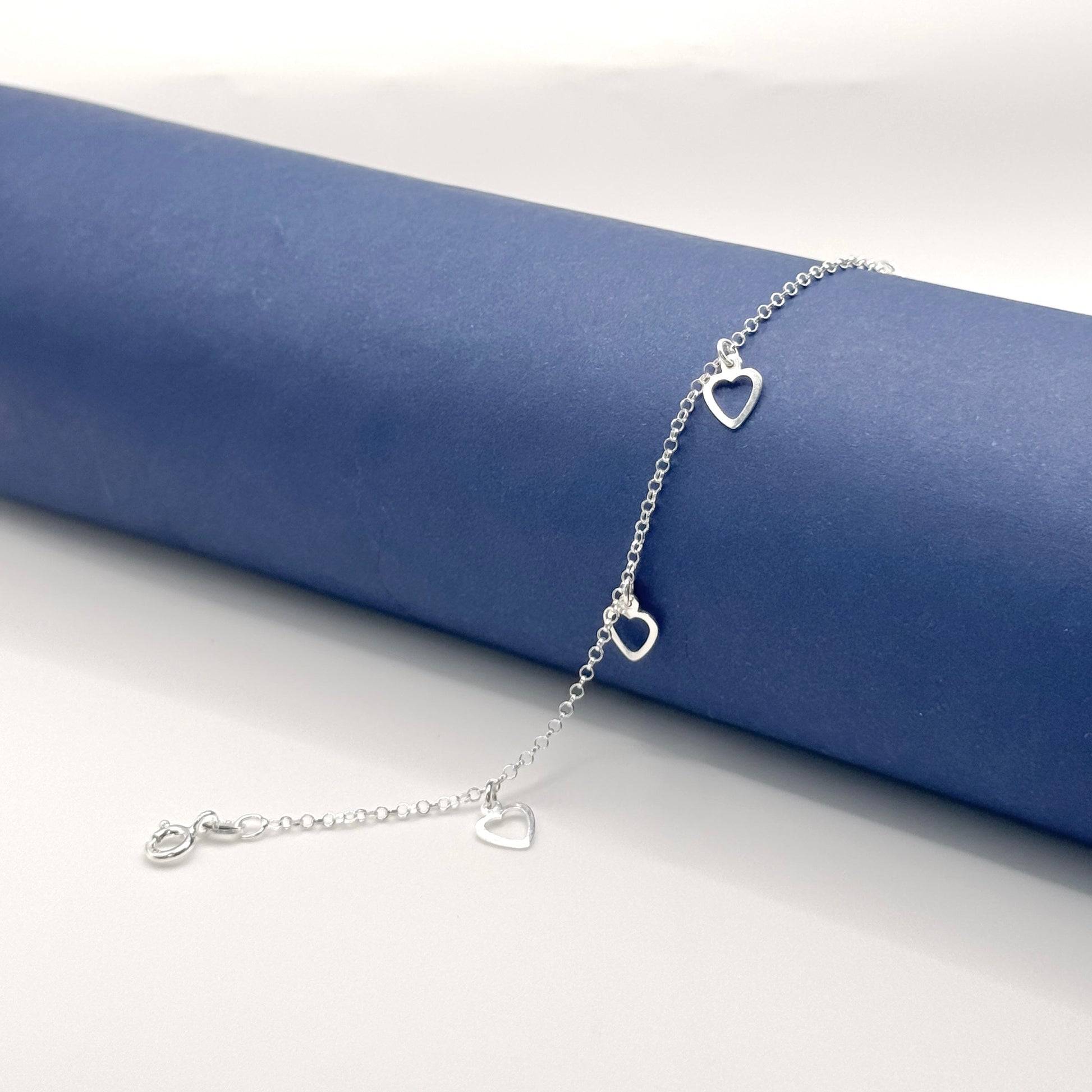 Pulseira Corações Vazados Annavi