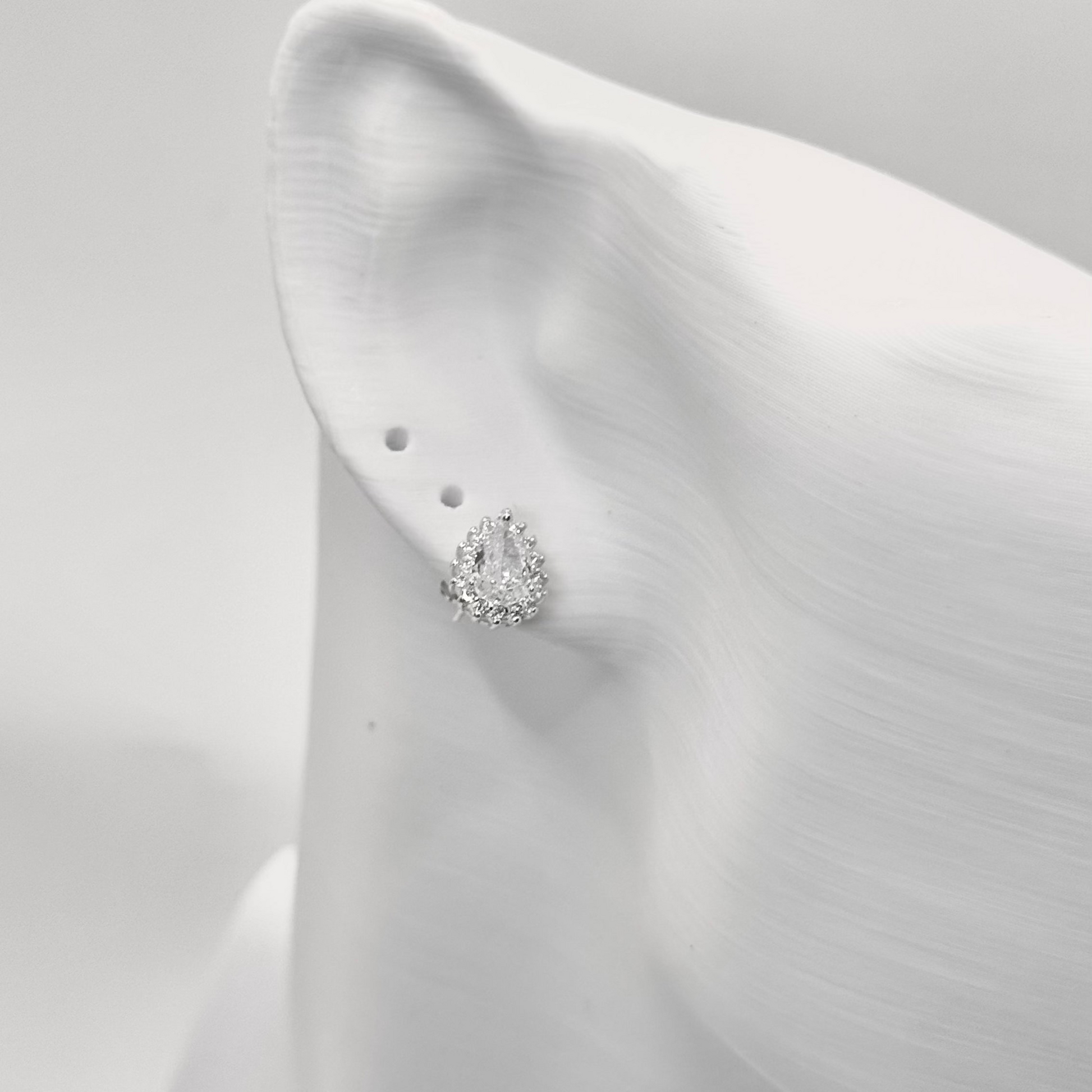 Kit Colar e Brinco Gota Annavi