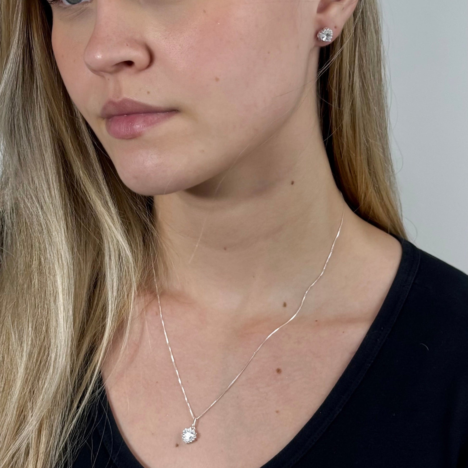 Kit Colar e Brinco Coração Annavi