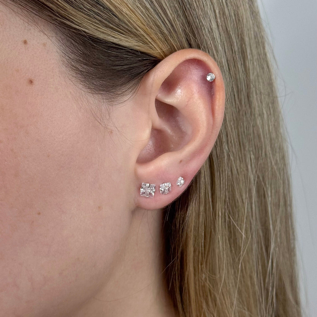 Brinco Trio Ponto de Luz Quadrado Annavi