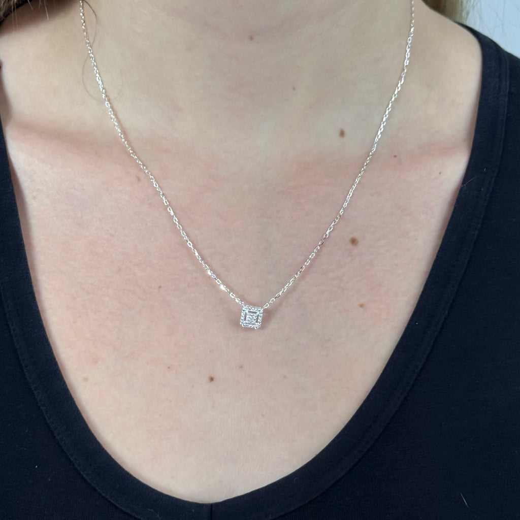 Colar Quadrado Cravejado Annavi