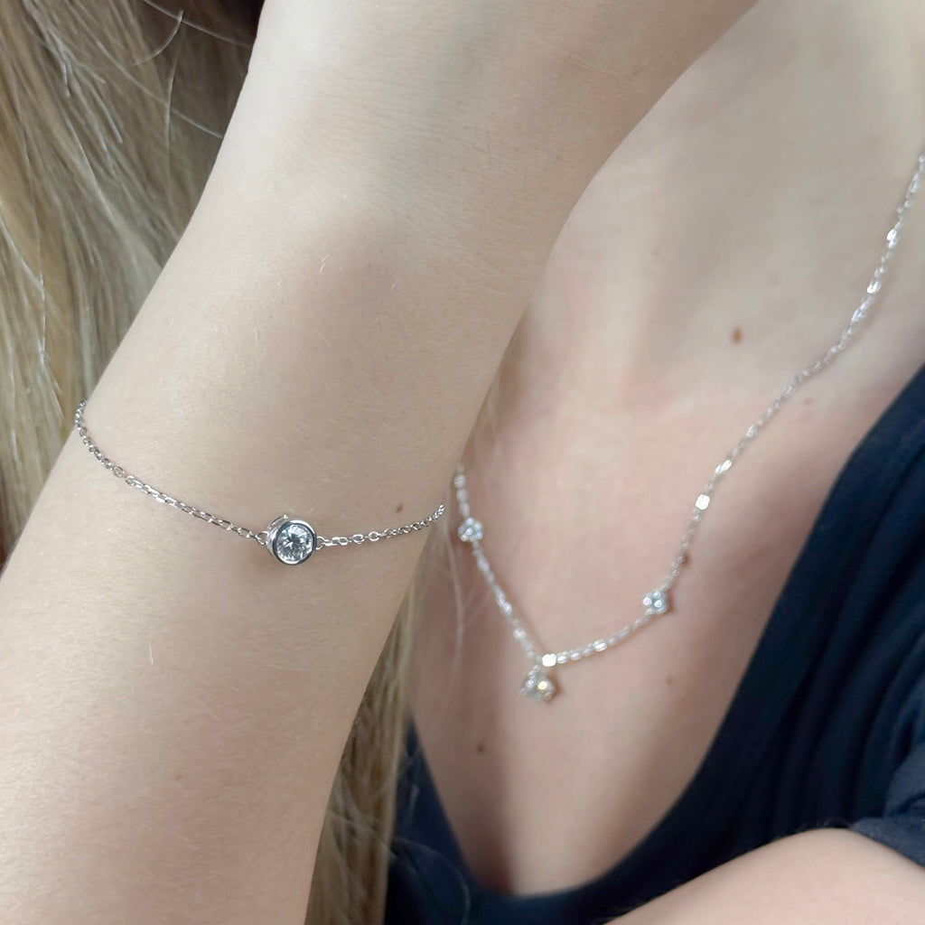 Colar 3 Pontos De Luz Moissanite Annavi