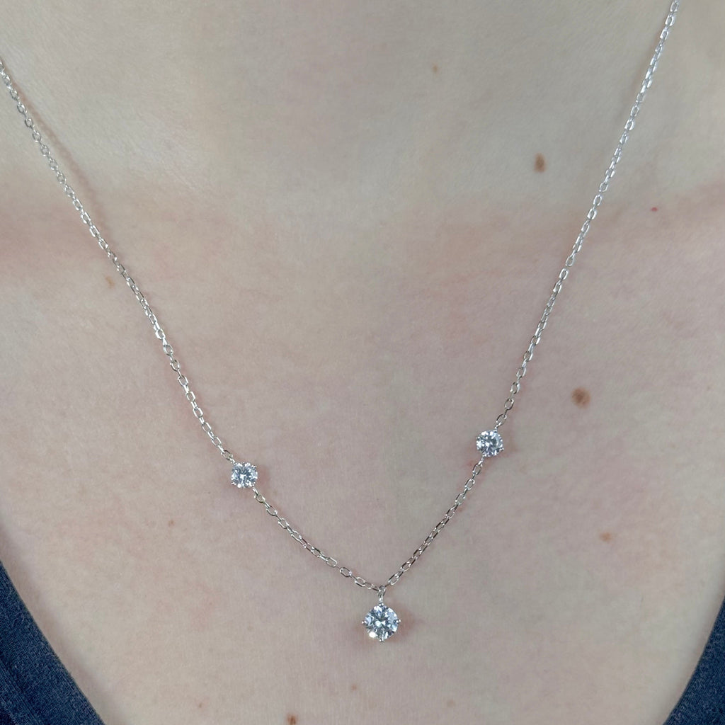 Colar 3 Pontos De Luz Moissanite Annavi